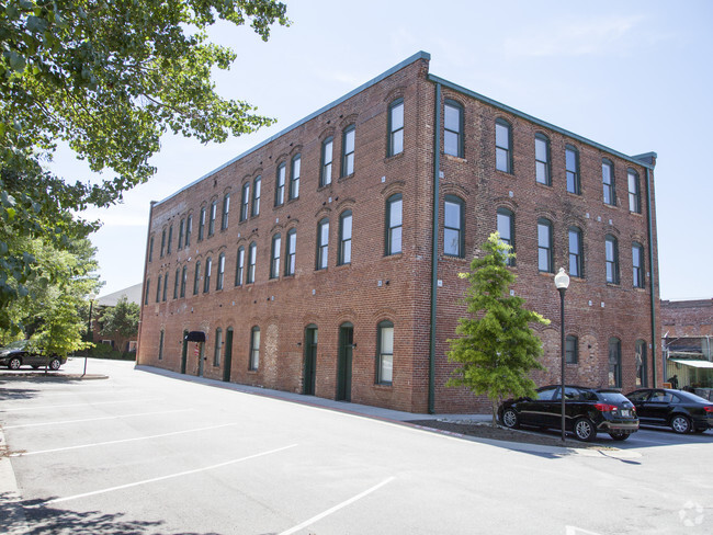 Building Photo - Magnolia Lofts