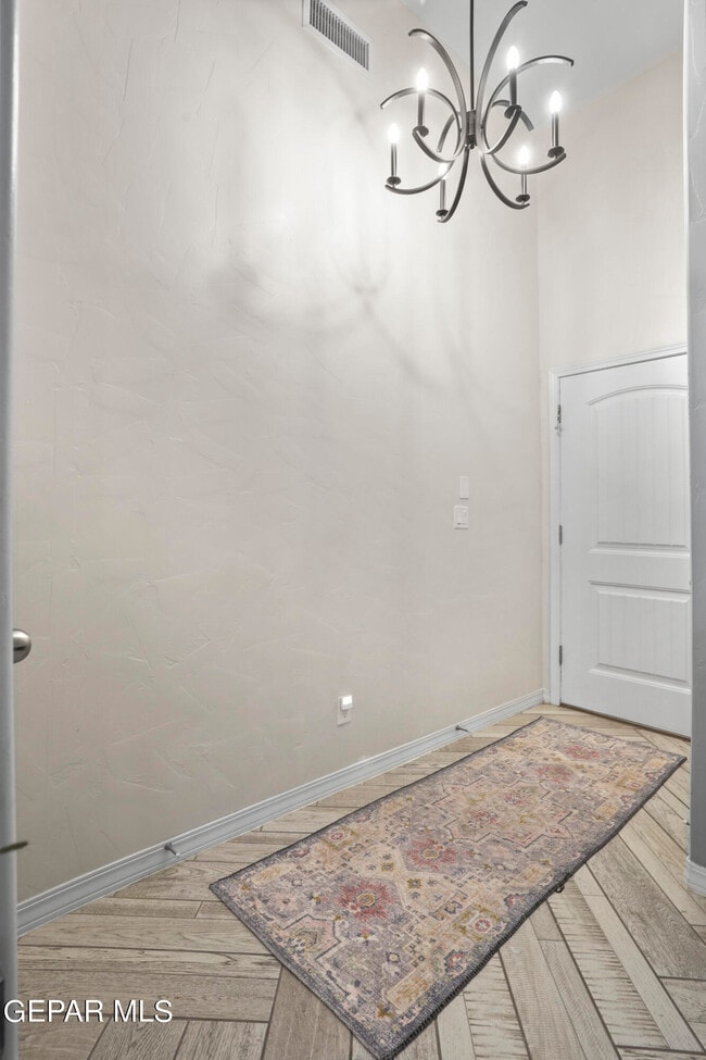 Building Photo - 15013 Imagine Dr