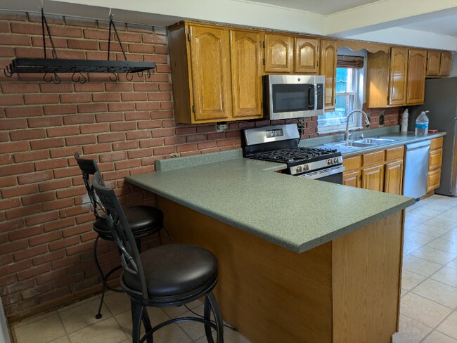 Building Photo - 2057 Borland Rd