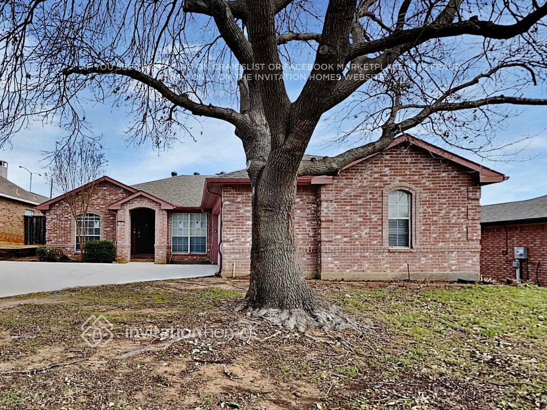 Foto principal - 1893 Helen Ln