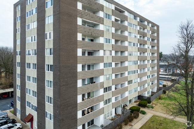 Continental Towers Condominiums