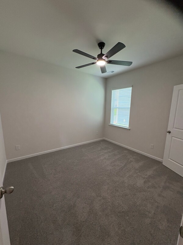 Foto del edificio - 8407 Plymouth Dr