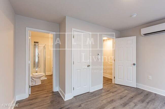 Foto del edificio - 2 br, 1 bath Townhome - 58 E Collom St