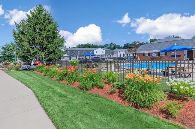 Building Photo - Townhomes at Blendon