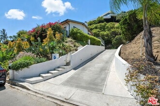 Building Photo - 1317 Devlin Dr