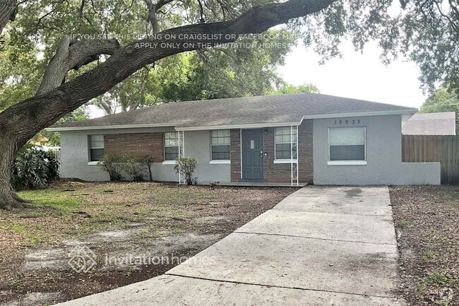Building Photo - 10933 Temple Ave