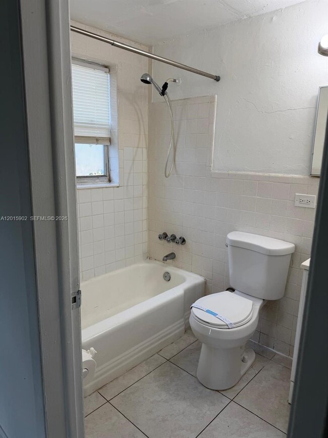 Foto del edificio - 3031 NE 21st Terrace