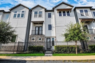 Building Photo - 1214 Upton St