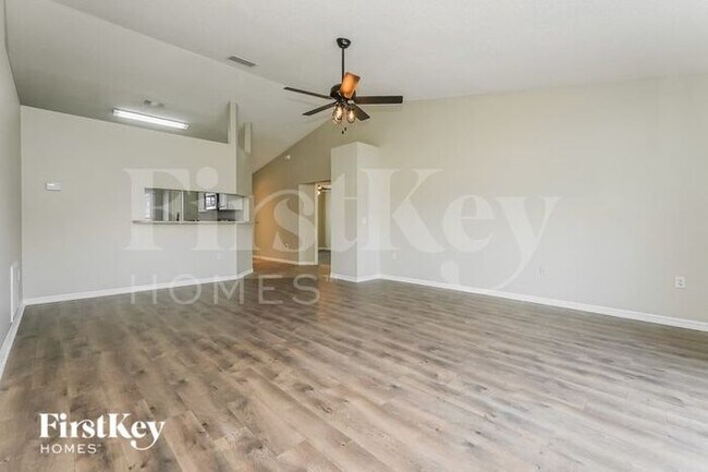 Foto del edificio - 7808 Habersham Dr