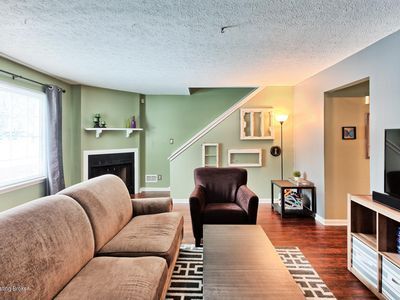 Building Photo - 10747 Colonial Woods Ct