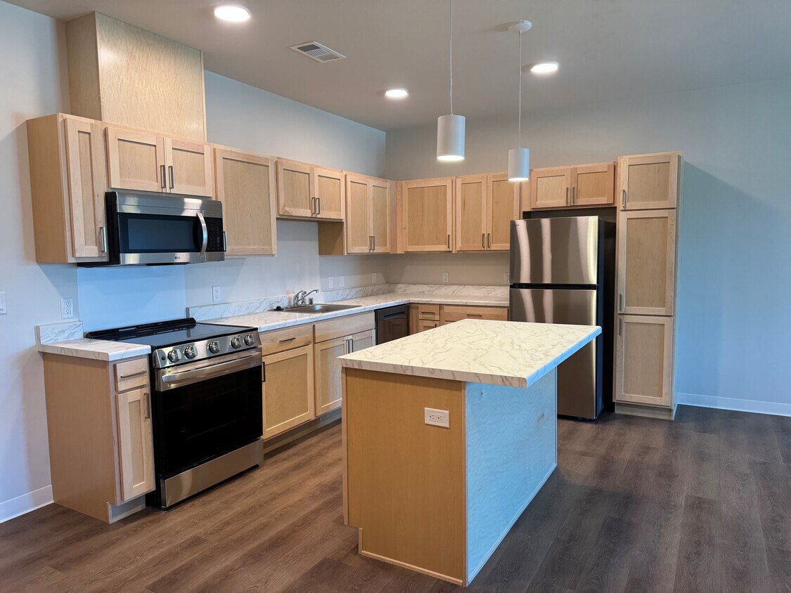 Archive Apartments - 615 E Wisconsin Ave Appleton, WI 54911 ...