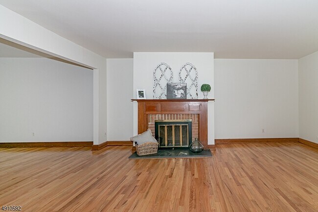 Foto del edificio - 30 Springfield Ave