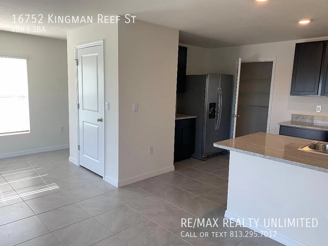 Building Photo - 16752 Kingman Reef St Wimauma FL 33598