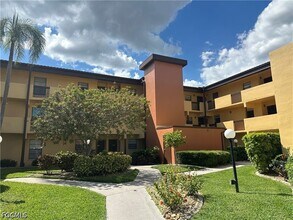 Building Photo - 6136 Whiskey Creek Dr