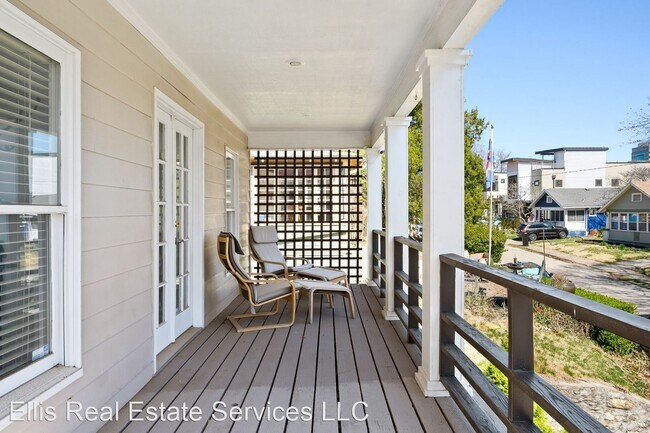 Building Photo - 2 br, 2 bath House - 4746 Mercier Street