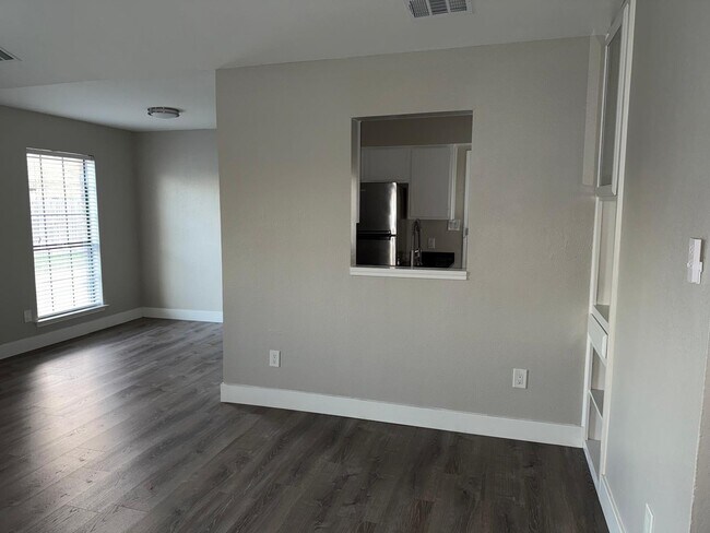 Foto del edificio - 211 Shrum Ct