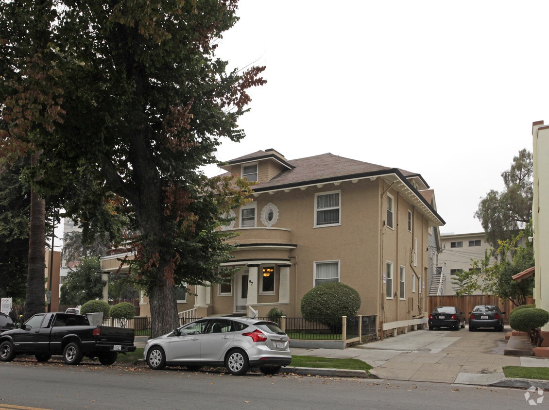 Building Photo - 97 S 6th St
