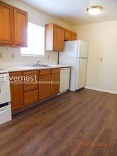 Building Photo - 2205 N Royer St