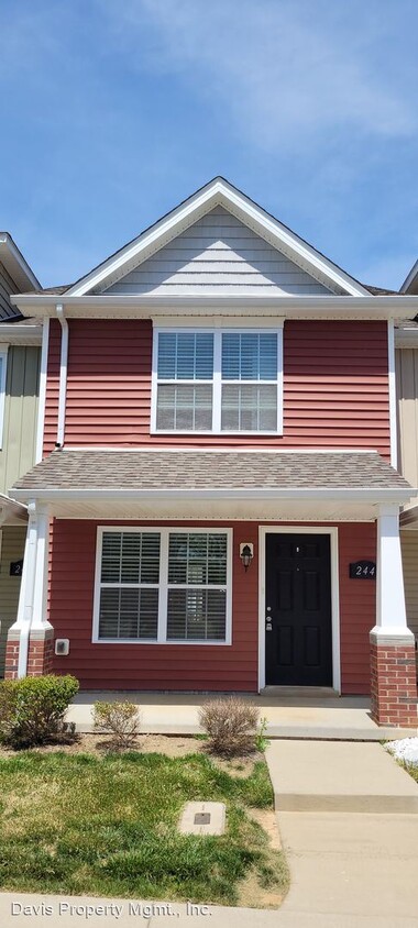 Primary Photo - 2 br, 2.5 bath House - 244 Alexander Blvd