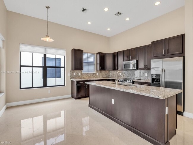 Foto del edificio - 3 br, 2.5 bath House - 8507 NW 39th Ct