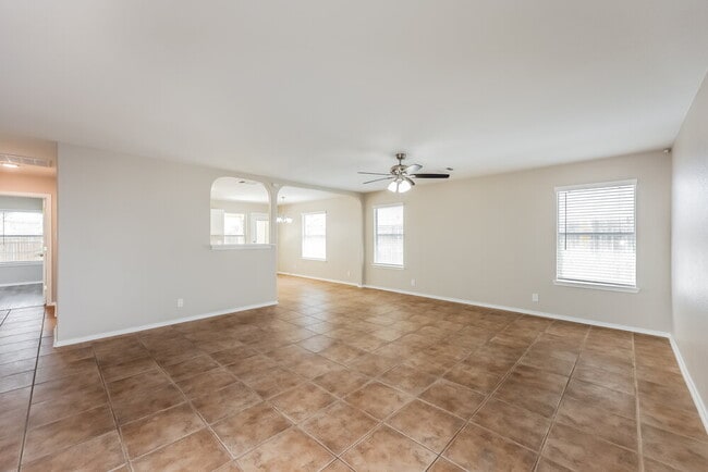 Building Photo - 10210 Briar Rose