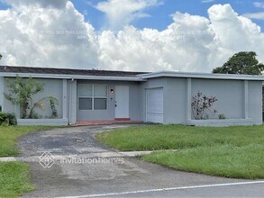 Building Photo - 8530 NW 27th Pl