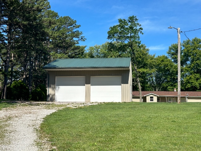 Building Photo - 4419 E Four Ridge Rd