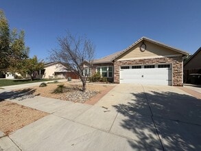Building Photo - 1562 National Dr
