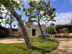 Building Photo - 2330 Calle Del Oro