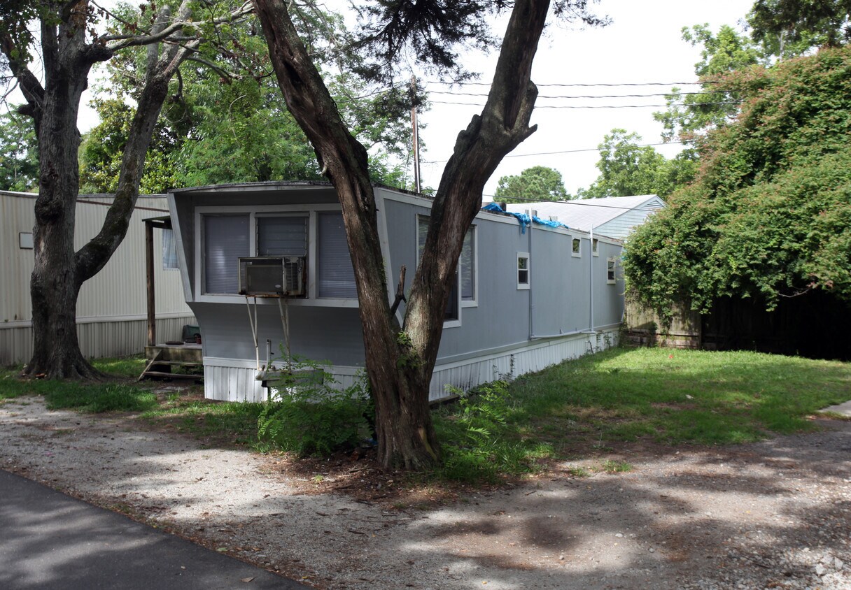 Primary Photo - 4300 Peachtree Ave