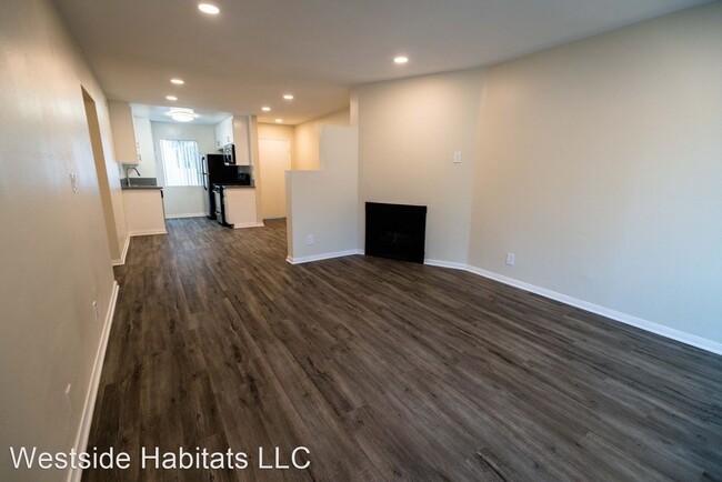 1215 N. Sweetzer- fully renovated unit in ... photo'