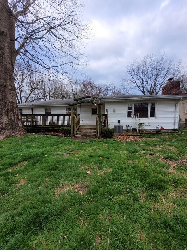 Foto del edificio - Come see this 4 Bedroom 2 Bathroom House!