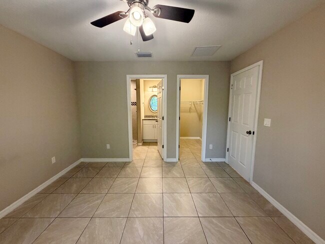 Building Photo - 7 Juniper Pass Way