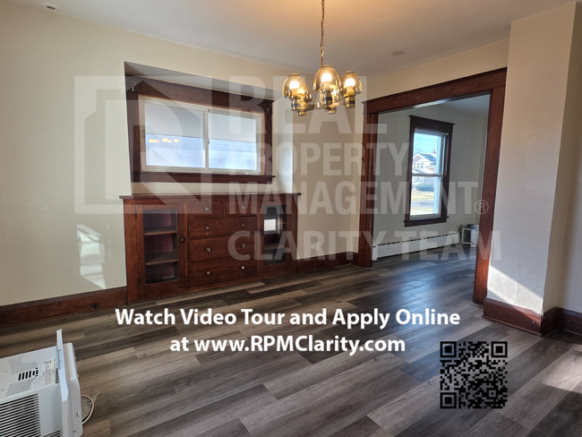 Building Photo - 4 Bed/1.5 Bath Five Point Home Recently Renovated