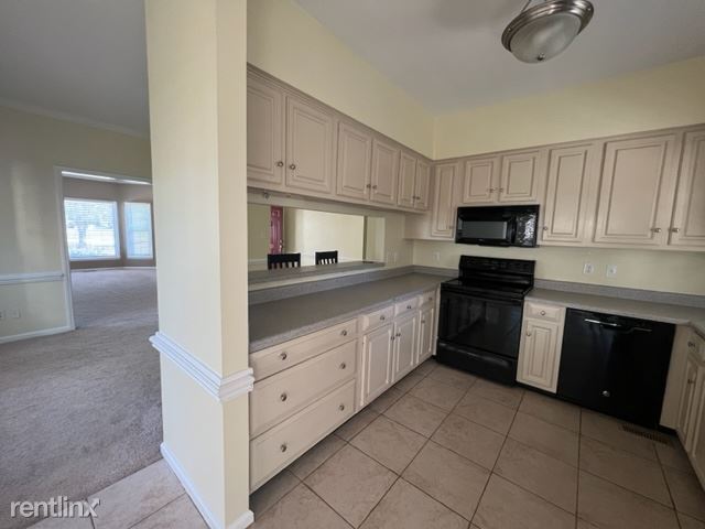 Building Photo - 3 br, 2 bath House - 5601 Bayleaf Ln 5601