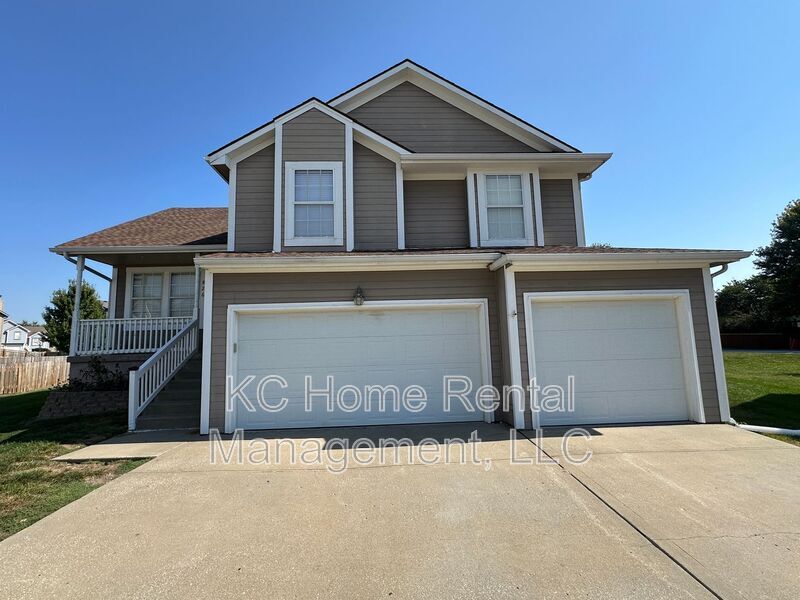 Foto principal - 826 SE 13th Terrace