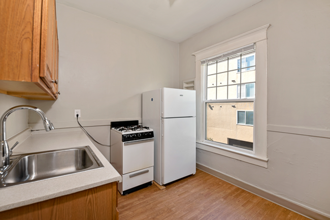 Foto del interior - Abbey Park Apartments in Vibrant Eastlake