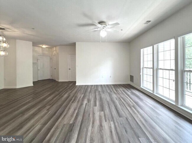 Building Photo - 2493 Amber Orchard Ct