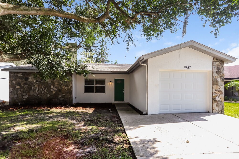 Foto principal - 11337 Blackbark Dr