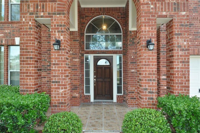 Foto del edificio - 2109 Auburn Shores Dr