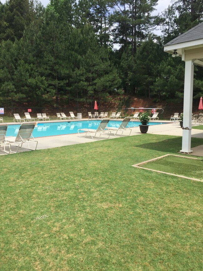 Pool is across the street! - 387 Ayelsbury Ct