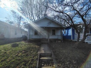 Building Photo - 2439 Chase St