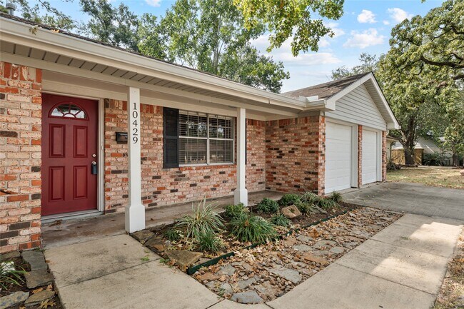 Foto del edificio - 10429 Moorberry Ln