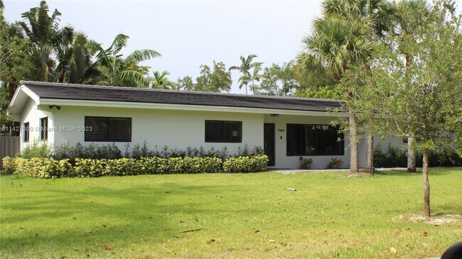 Foto del edificio - 7340 SW 105th Terrace