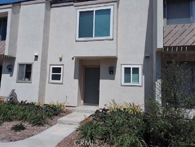 Foto del edificio - 307 N Singingwood St