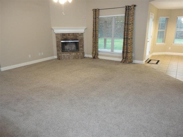 Building Photo - 316 Hacienda Dr