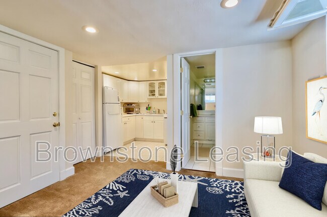 Foto del edificio - 920 E 9th Ave