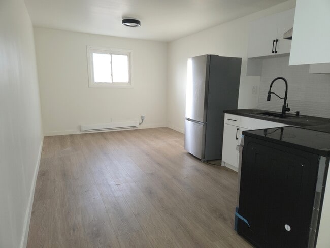 Photo du bâtiment - 19 Wellington St