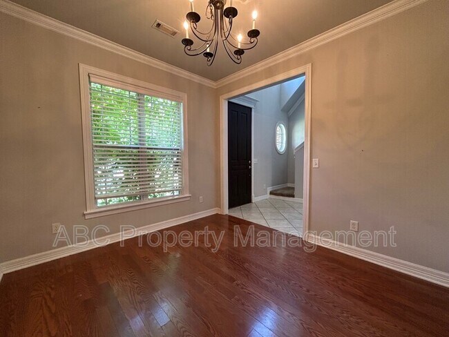 Foto del edificio - 3809 River Bend Dr