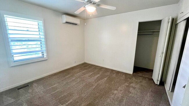 Building Photo - 4 Bedroom/2 Bathroom House in Murray